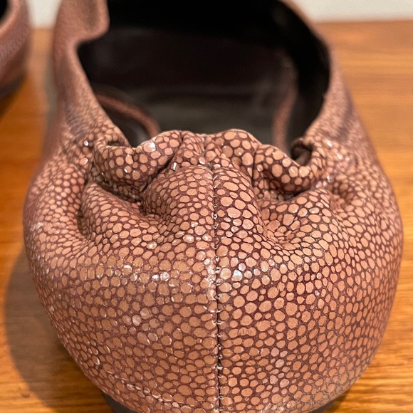 Tory Burch Reva Stingray Leather Ballet Flats - Picture 4 of 7
